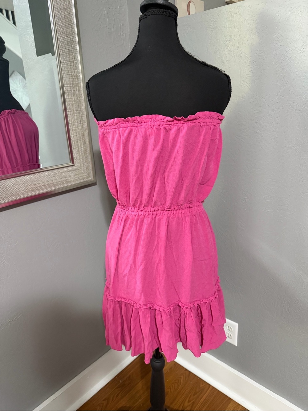 Elan Elle Strapless Barbiecore Tiered Ruffle Mini Dress Tie Waist Pink Medium - Picture 4 of 7